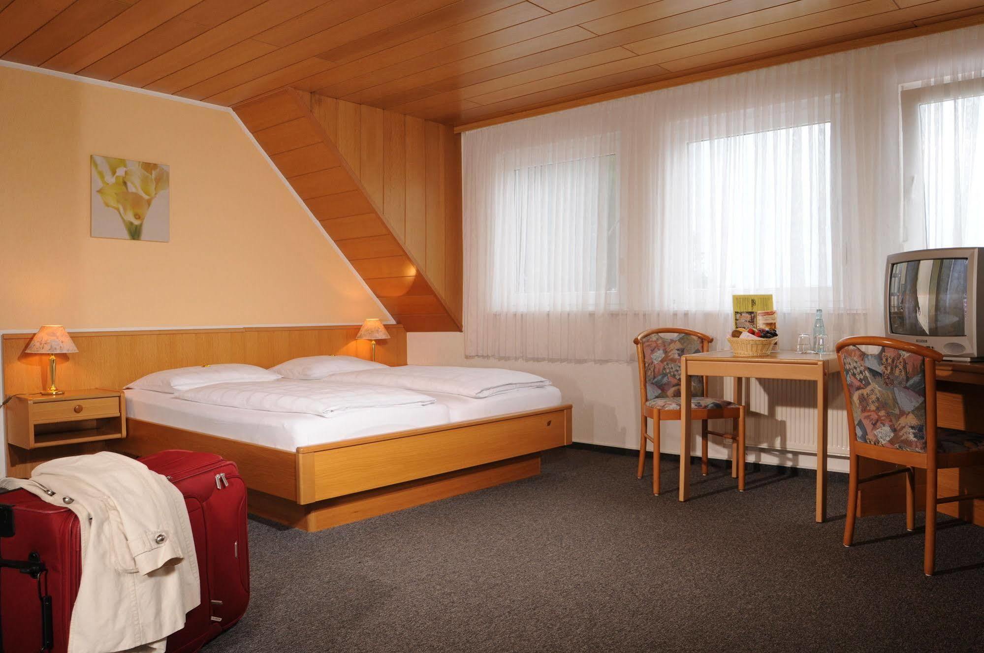 Landhotel Baumanns Hof Kirchdorf  ภายนอก รูปภาพ